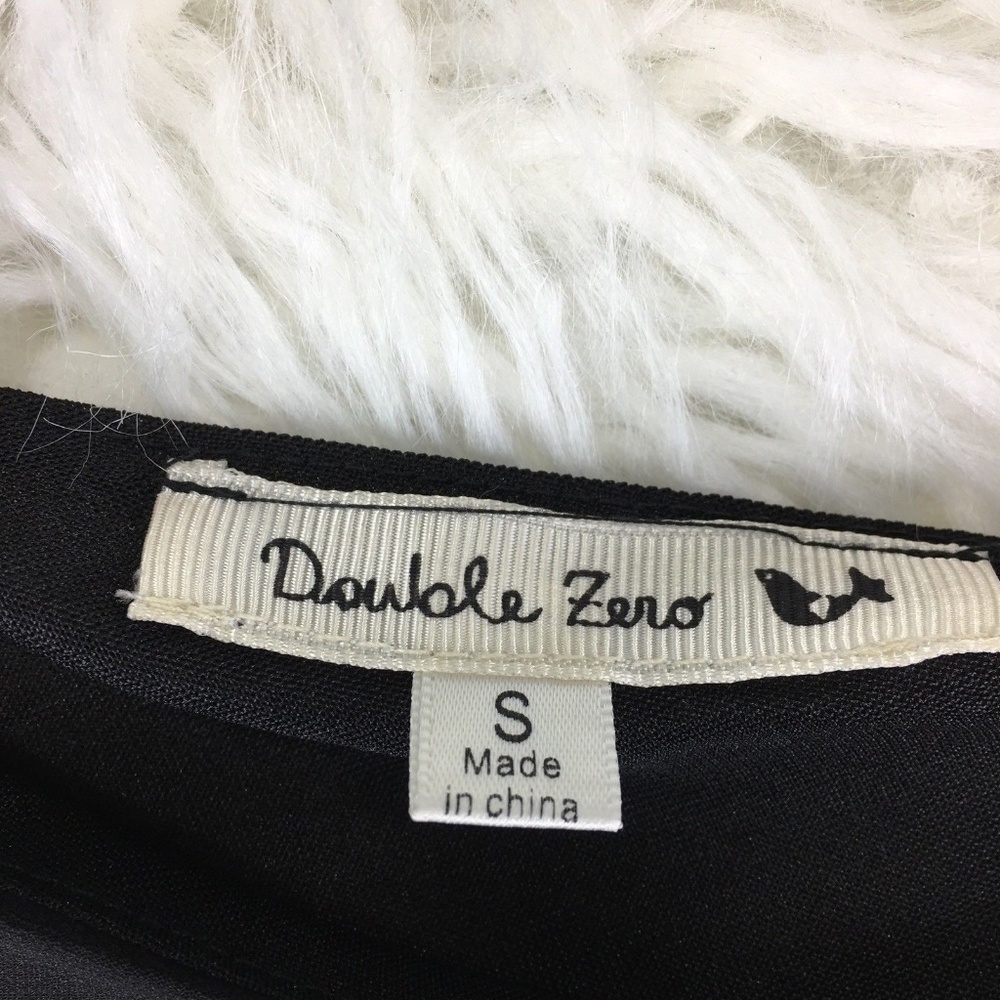 Double Zero Women's Black One Shoulder Blouse S - Picture 6 of 6